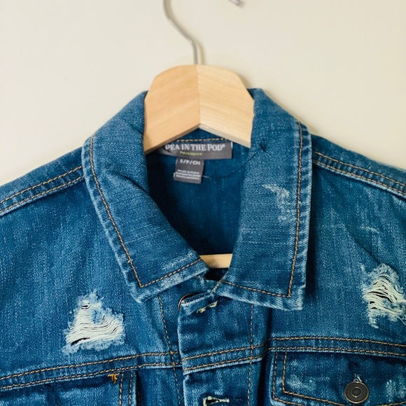 A Pea in the Pod Maternity Jacket - Picture 5 of 9